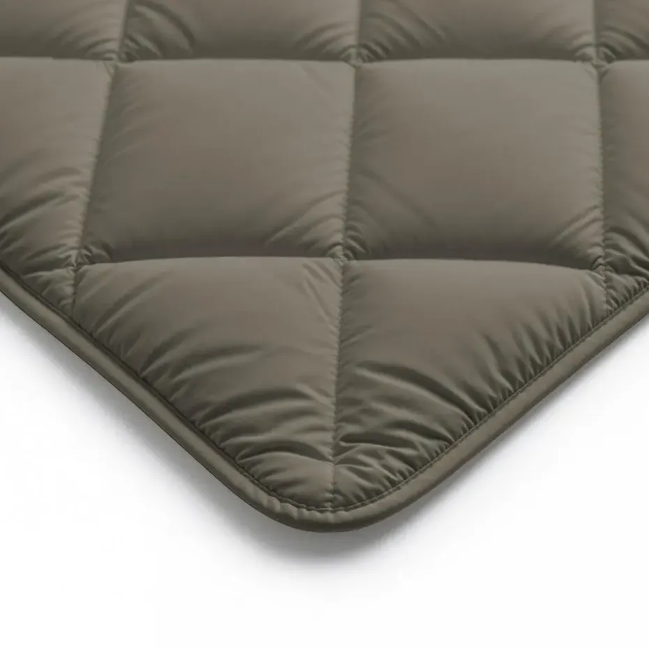 Dekbed zonder Overtrek Diamond 240x200 – Incl. Kussenslopen – Wasbaar – Kaki