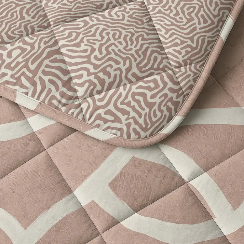 Dekbed zonder Overtrek Shapes 240x220 – Zacht & Wasbaar – Incl. 2 Kussenslopen