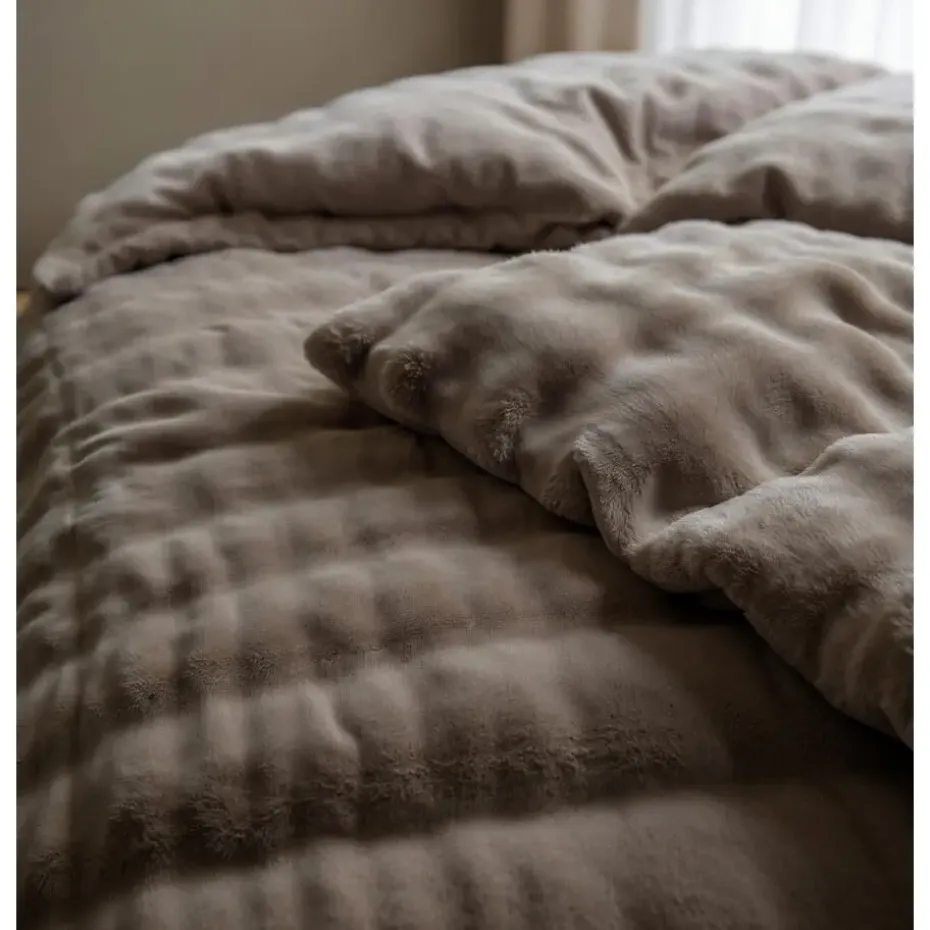 Dekbedovertrek 140x220 – Pompom Design & Warm Flanel Fleece - Taupe