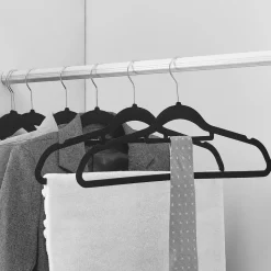 Kledinghangers - antislip - 20 stuks - zwart