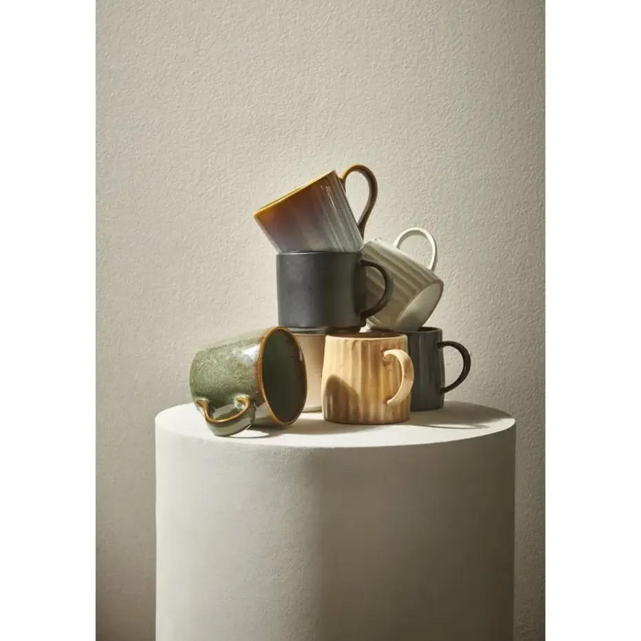 Mok met oor Mila - crème - stoneware - 340 ml