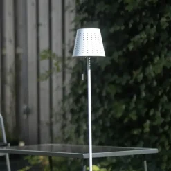 Qazqa staande buitenlampen ferre wit geïntegreerde led