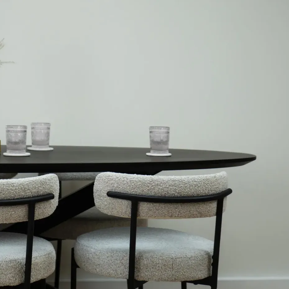 QUVIO Eettafel Sofia – Ovaal – 220x100 cm – Kruispoot – Zwart