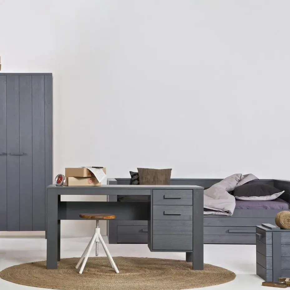 WOOOD Dennis Bureau - Grenen Geborsteld - Staal Grijs - 74x141x59